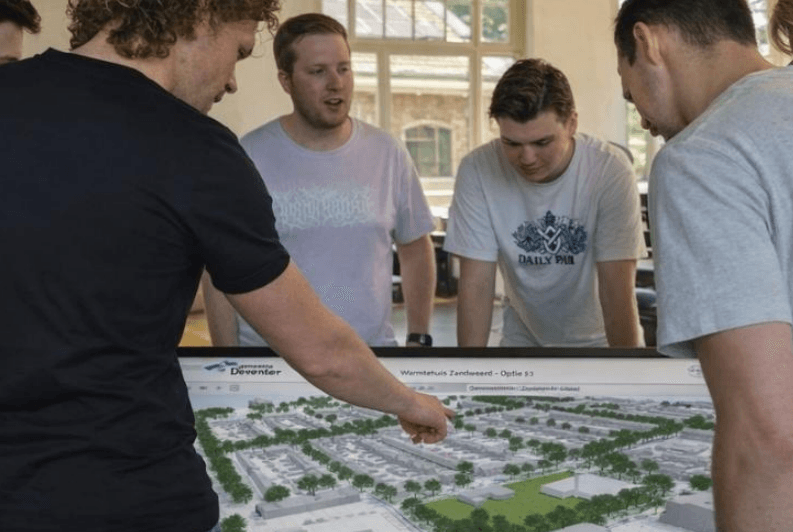 Immerse in a 3D environment