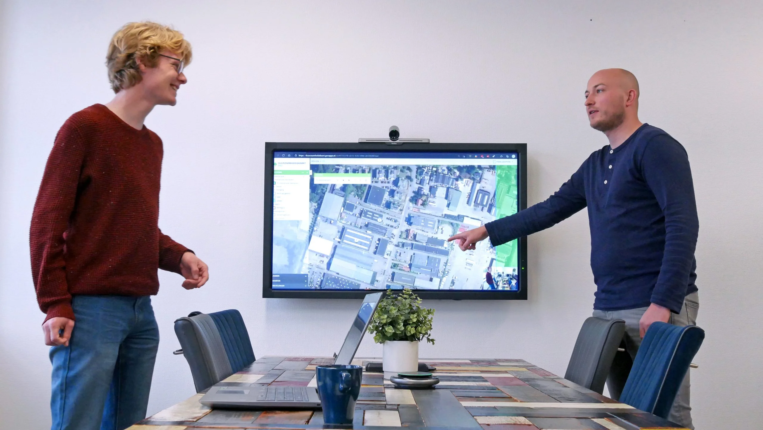 GeoApps office workspace in Deventer