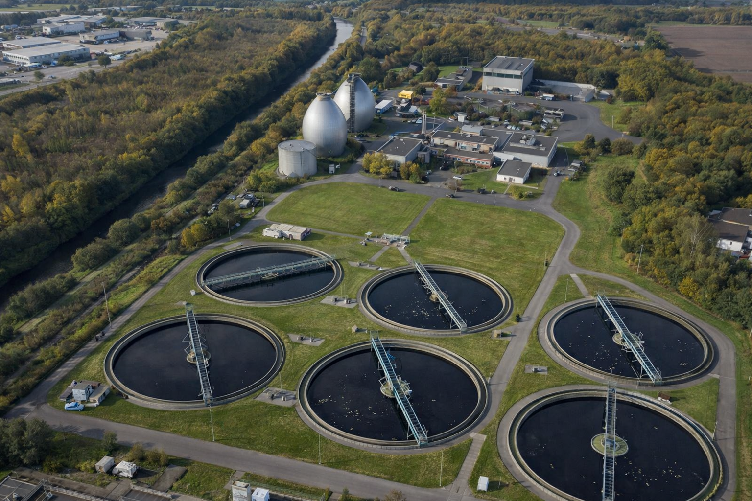 We zoeken nieuwe energie. Terwijl 30% als warmte verdwijnt.